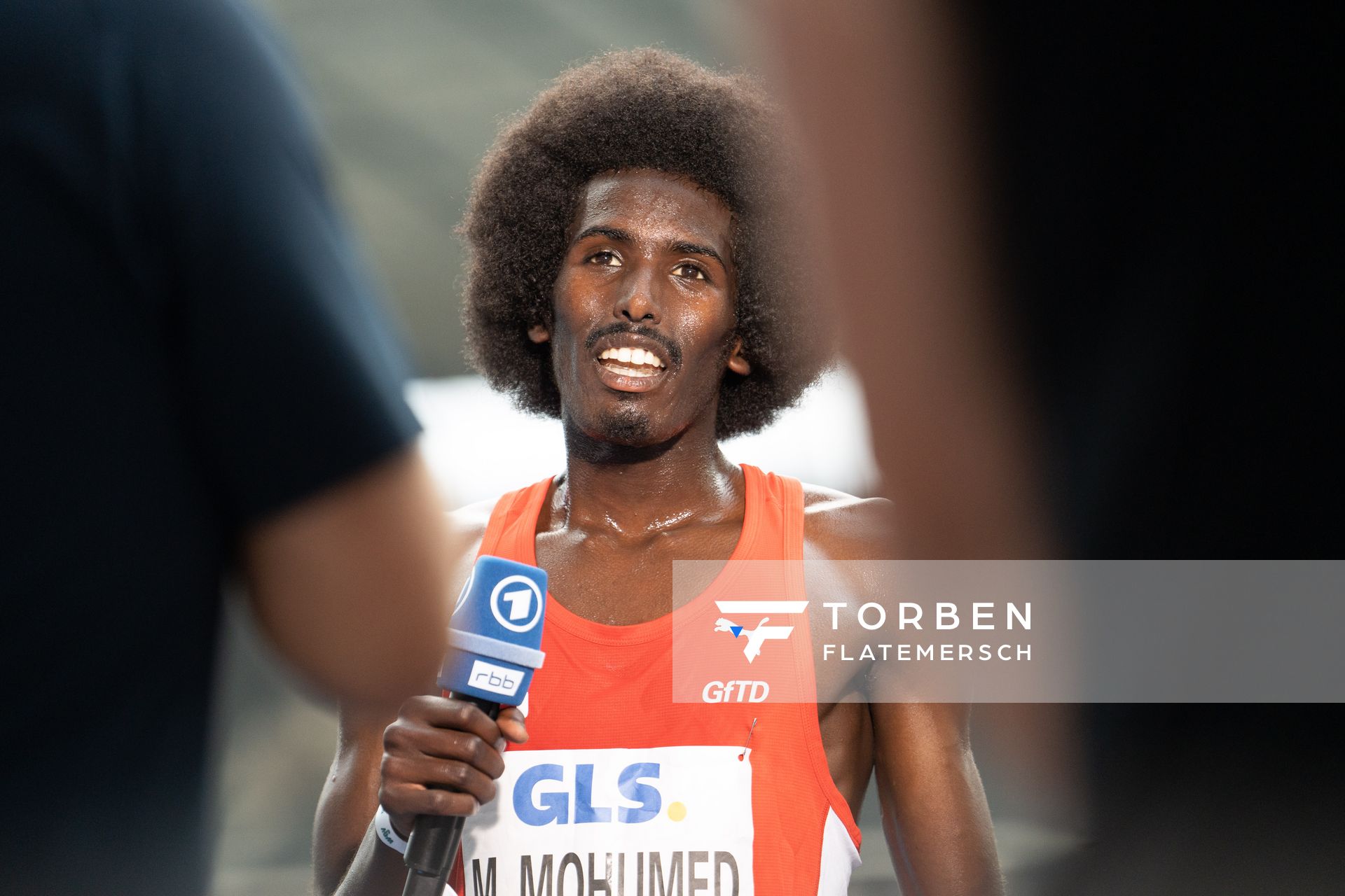 Deutscher Meister ueber 5000m Mohamed Mohumed (LG Olympia Dortmund) waehrend der deutschen Leichtathletik-Meisterschaften im Olympiastadion am 25.06.2022 in Berlin